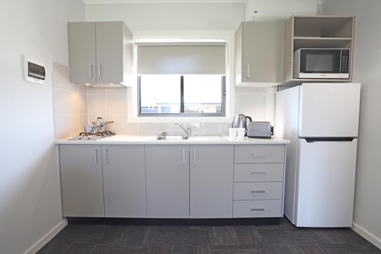 Eastend Studio Apartments Даббо Екстер'єр фото